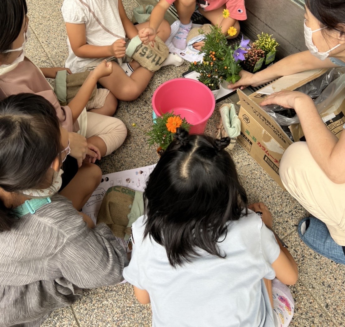 京都で行われた麻袋プランター講座の写真